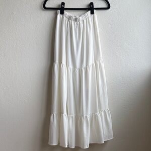 Elegant White Tiered Maxi Skirt with Elastic Waist